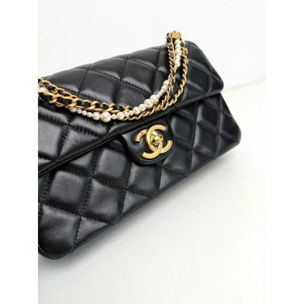 Chanel Women Pre-Loved Bag Very Good Condition